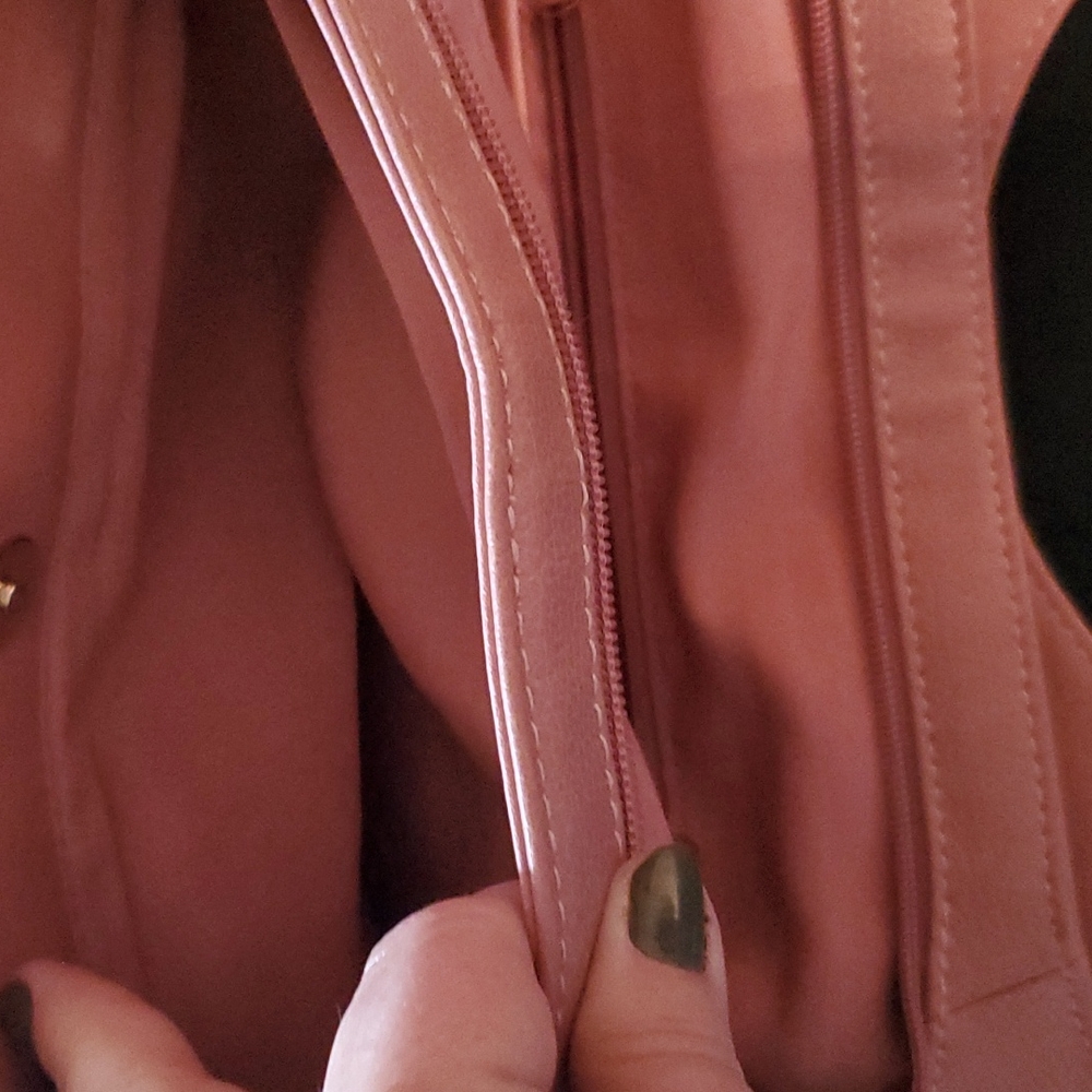 Purse - Picture 5 of 7